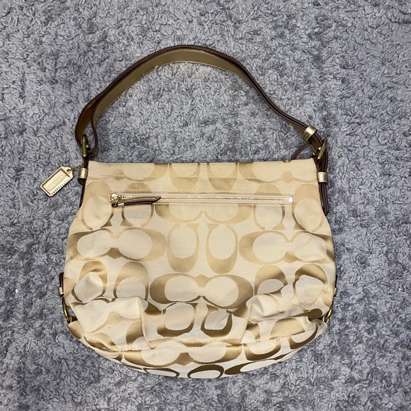 Coach purse - Picture 2 of 4